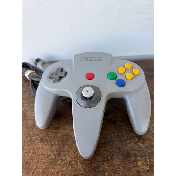 Nintendo 64 N64 OEM Gray Controller With Corded Connection T3 - Picture 1 of 3